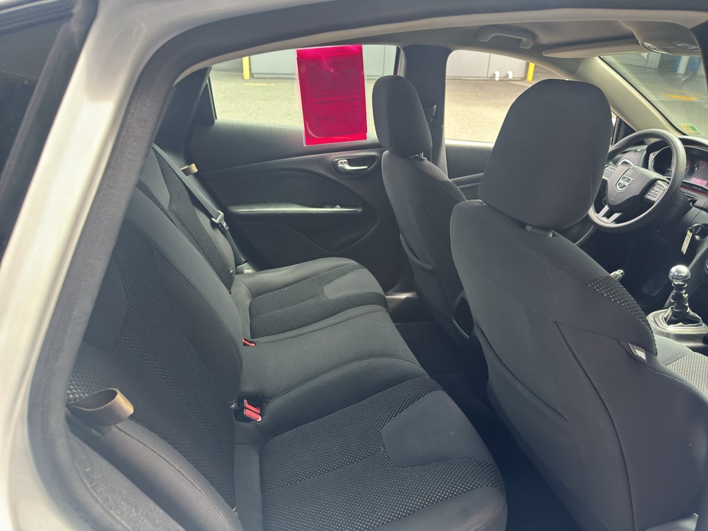 2016 Dodge Dart SE