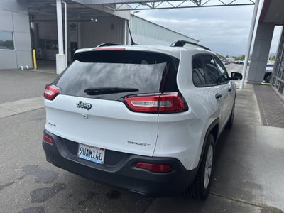 2016 Jeep Cherokee Sport