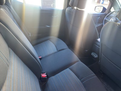 2022 Nissan LEAF S
