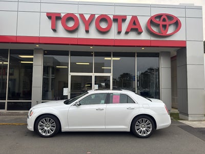 2013 Chrysler 300C Luxury Series