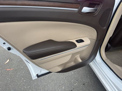 2013 Chrysler 300C Luxury Series