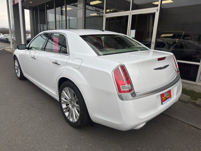 2013 Chrysler 300C Luxury Series