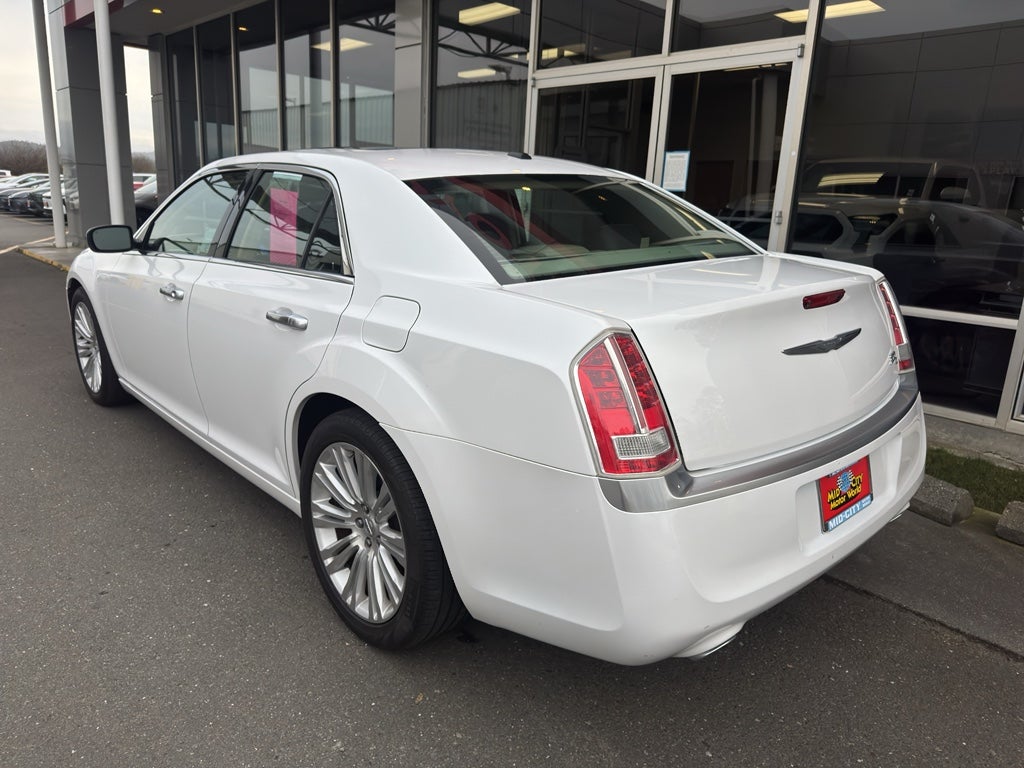 2013 Chrysler 300C Luxury Series