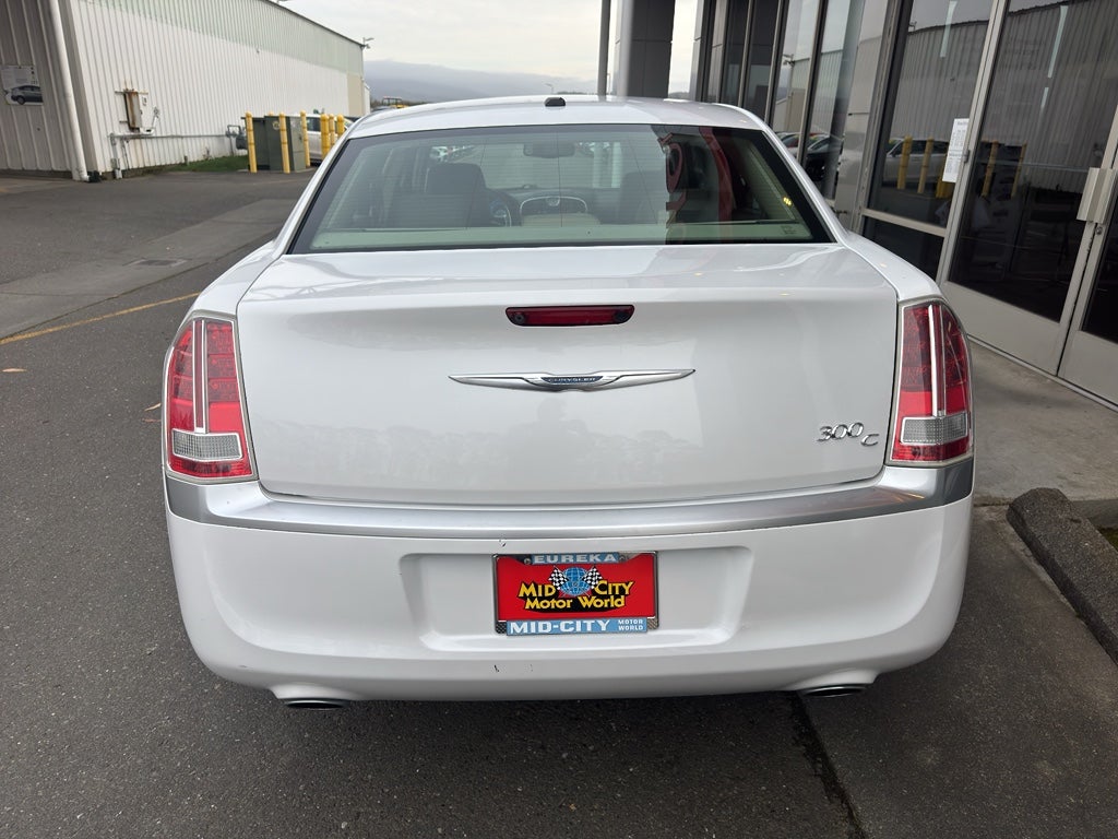 2013 Chrysler 300C Luxury Series