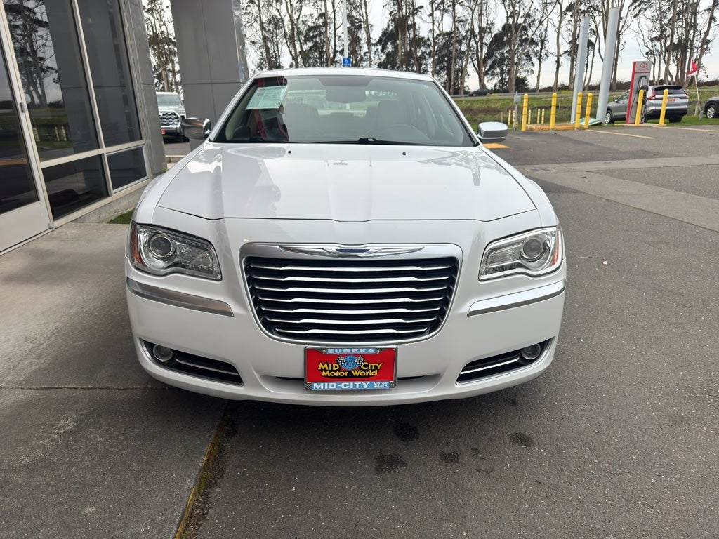 2013 Chrysler 300C Luxury Series