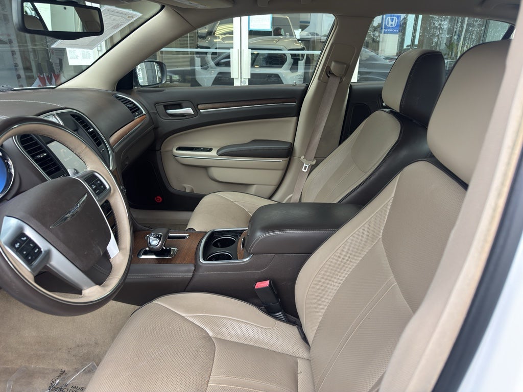 2013 Chrysler 300C Luxury Series