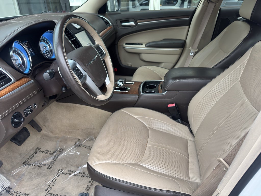 2013 Chrysler 300C Luxury Series