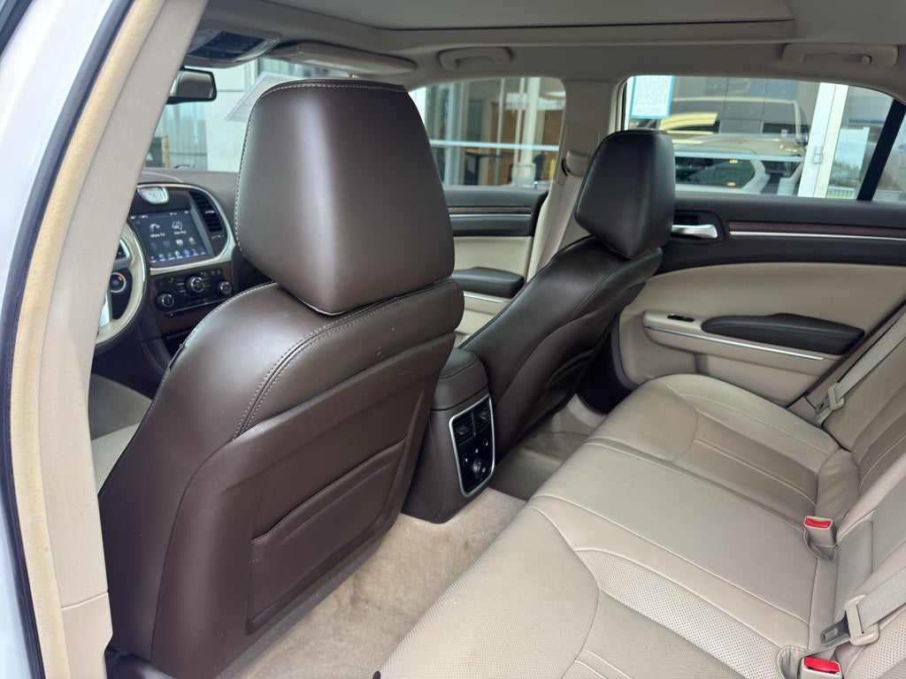 2013 Chrysler 300C Luxury Series