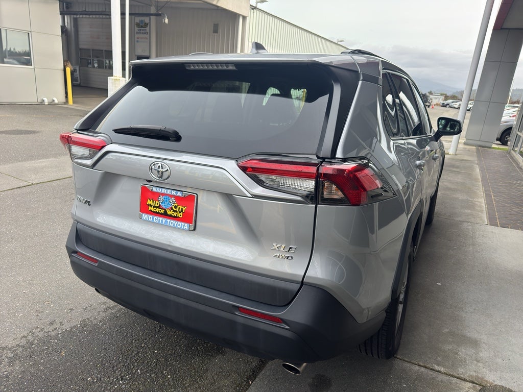 2024 Toyota RAV4 XLE