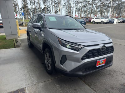 2024 Toyota RAV4 XLE
