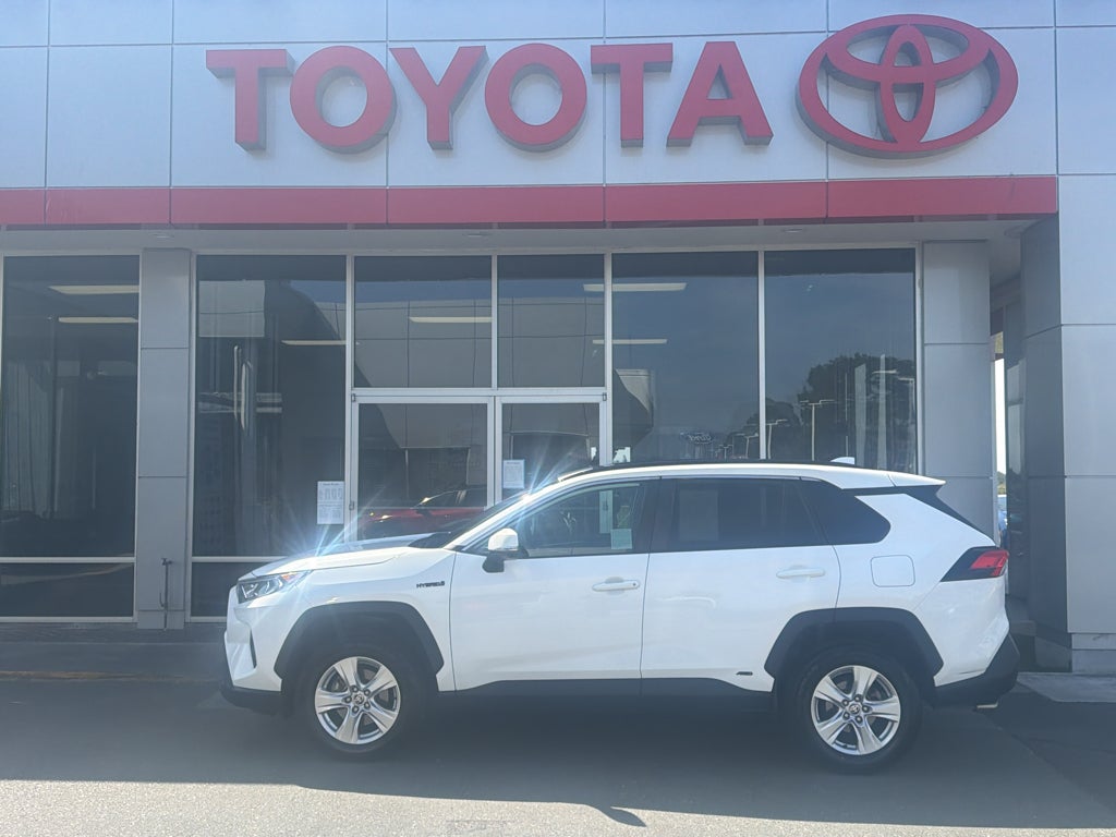 2021 Toyota RAV4 Hybrid XLE