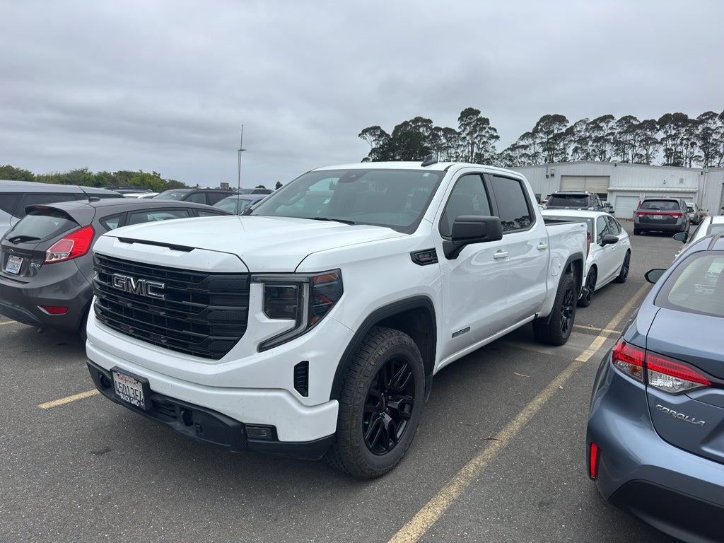 2025 GMC Sierra Elevation