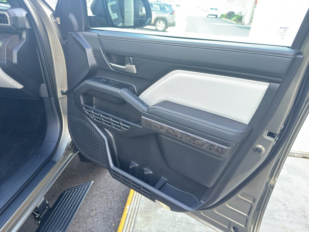 2025 Toyota Tacoma Hybrid Limited Hybrid