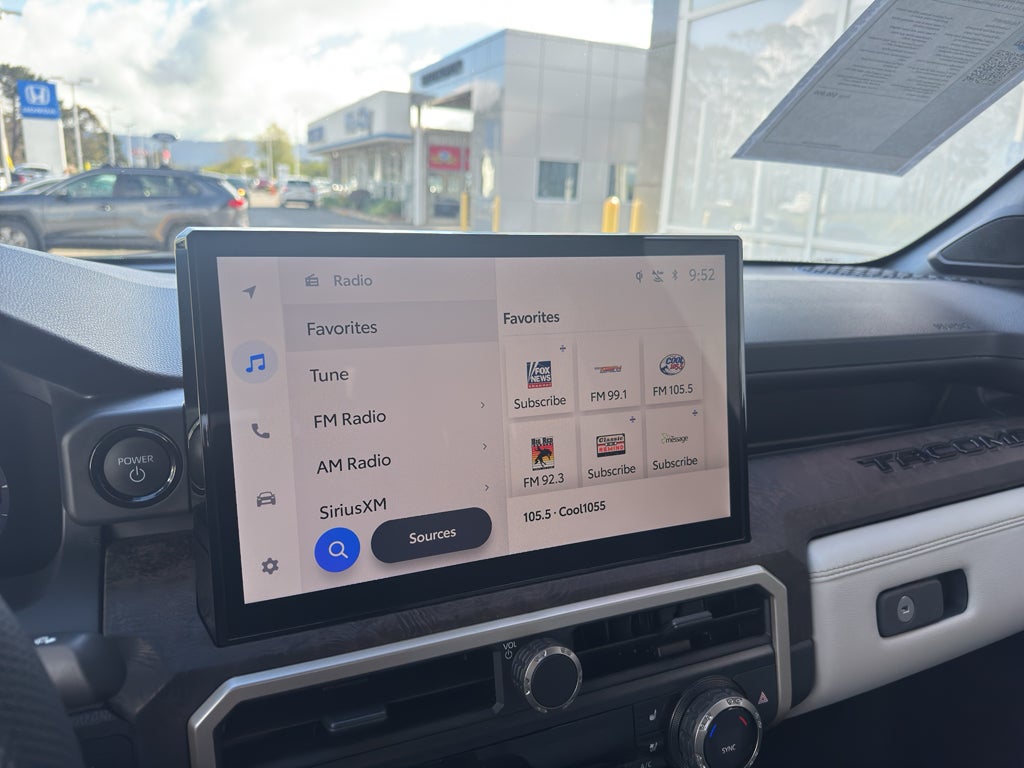 2025 Toyota Tacoma Hybrid Limited Hybrid
