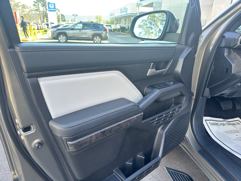 2025 Toyota Tacoma Hybrid Limited Hybrid