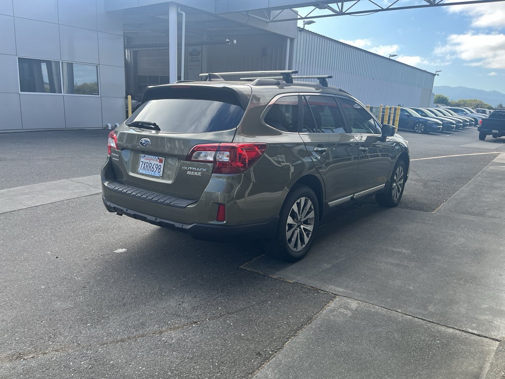2017 Subaru Outback Touring