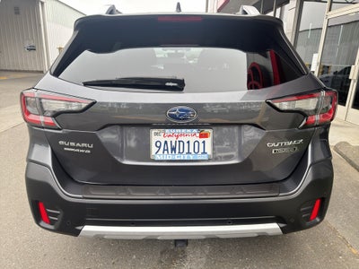2022 Subaru Outback Touring