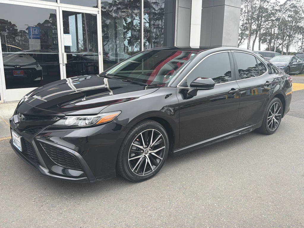 2021 Toyota Camry SE
