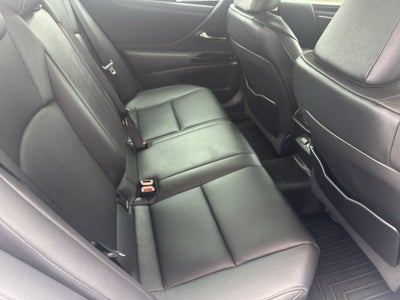 2022 Lexus ES 300h Base