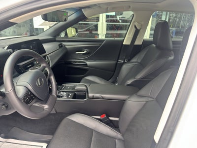 2022 Lexus ES 300h Base