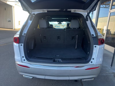 2022 Buick Enclave Essence