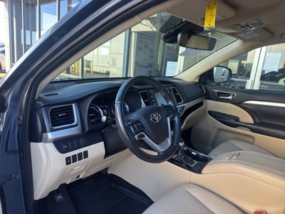 2019 Toyota Highlander Hybrid XLE