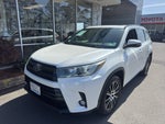 2017 Toyota Highlander SE