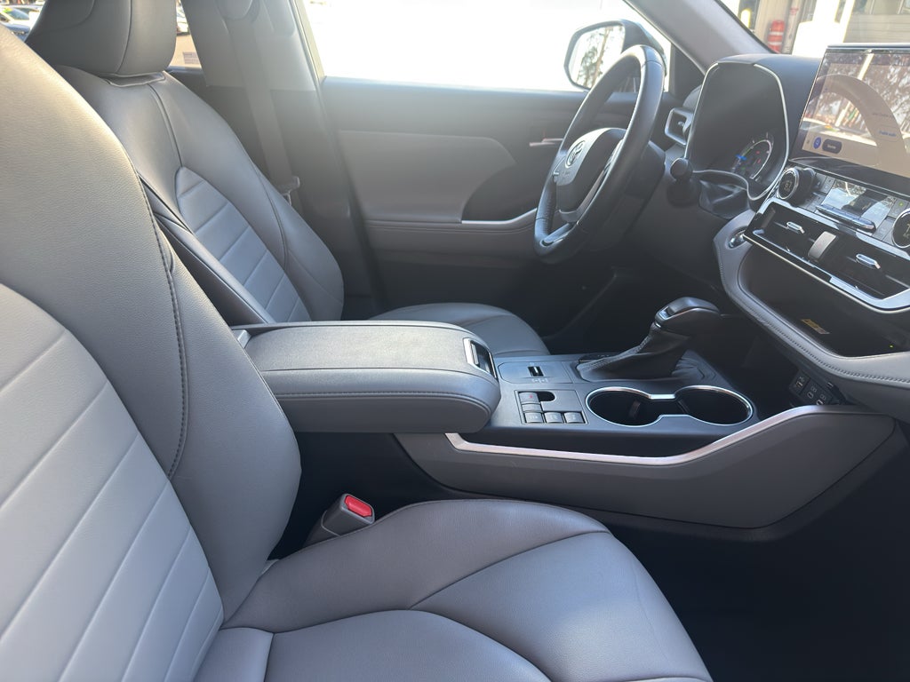 2023 Toyota Highlander Hybrid Hybrid XLE