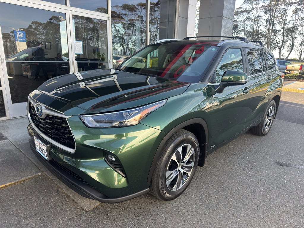 2023 Toyota Highlander Hybrid Hybrid XLE