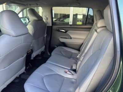 2023 Toyota Highlander Hybrid Hybrid XLE