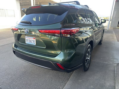 2023 Toyota Highlander Hybrid Hybrid XLE