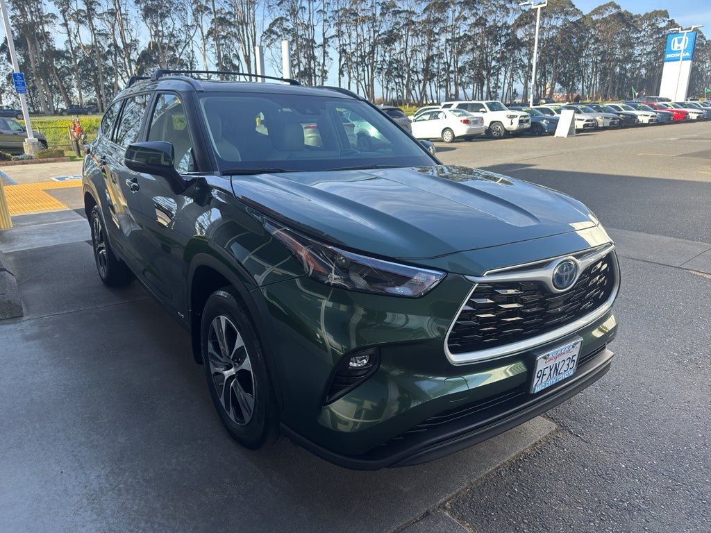 2023 Toyota Highlander Hybrid Hybrid XLE