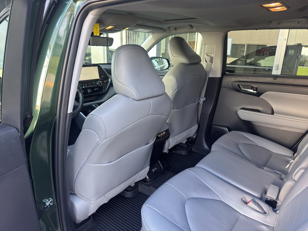 2023 Toyota Highlander Hybrid Hybrid XLE