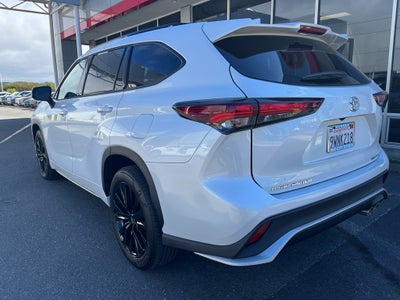 2025 Toyota Highlander XSE