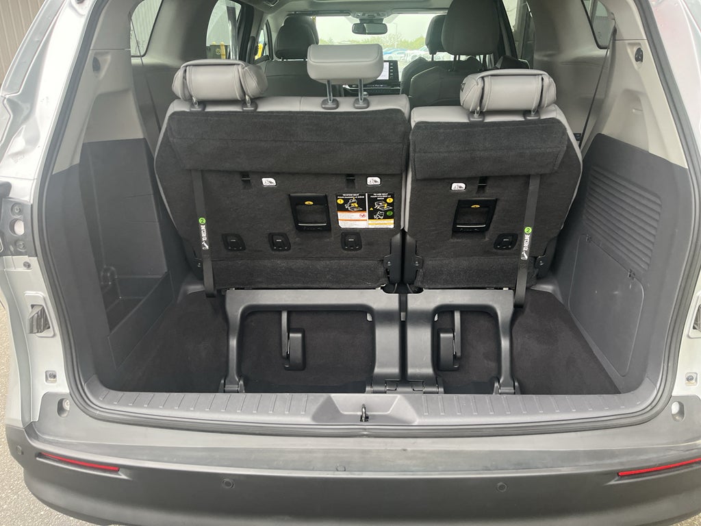 2022 Toyota Sienna XLE