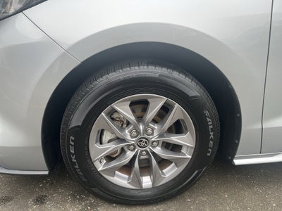 2022 Toyota Sienna XLE