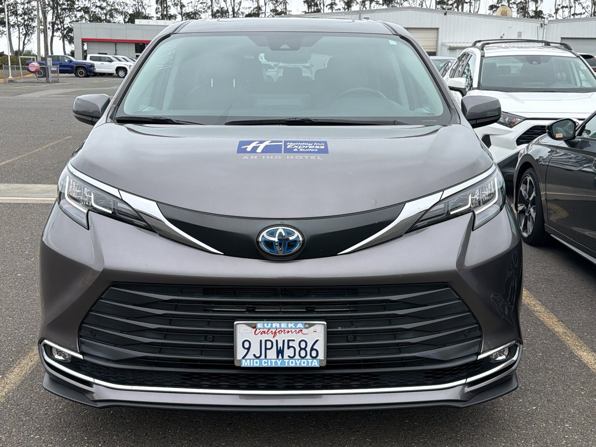 2023 Toyota Sienna XLE