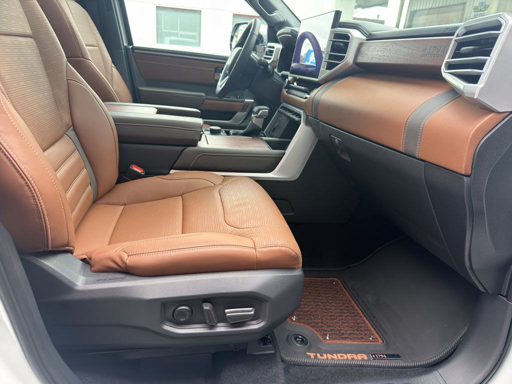 2025 Toyota Tundra Hybrid 1794 Edition Hybrid