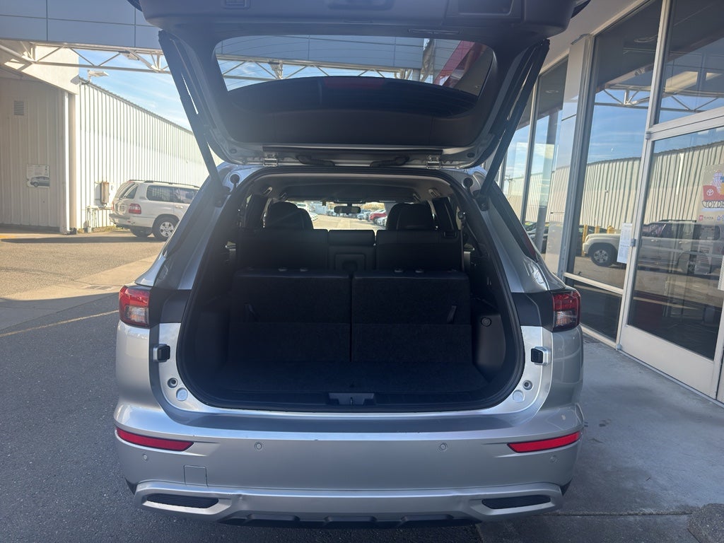 2024 Mitsubishi Outlander SE Black Edition