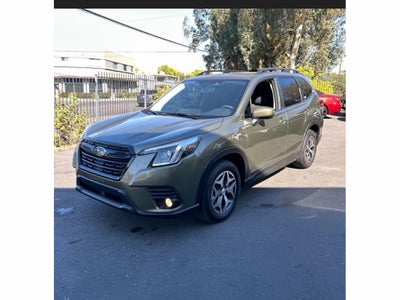 2023 Subaru Forester Premium