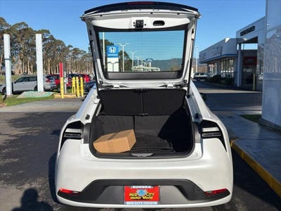 2020 Toyota Prius LE