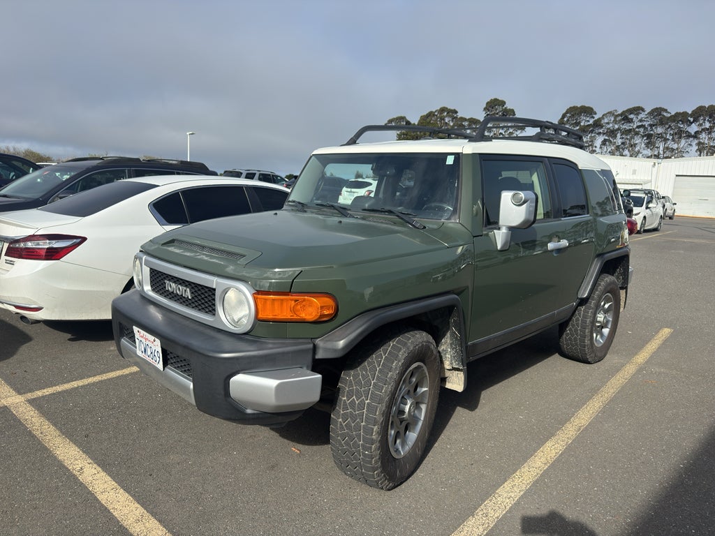 2013 Toyota FJ Cruiser Base