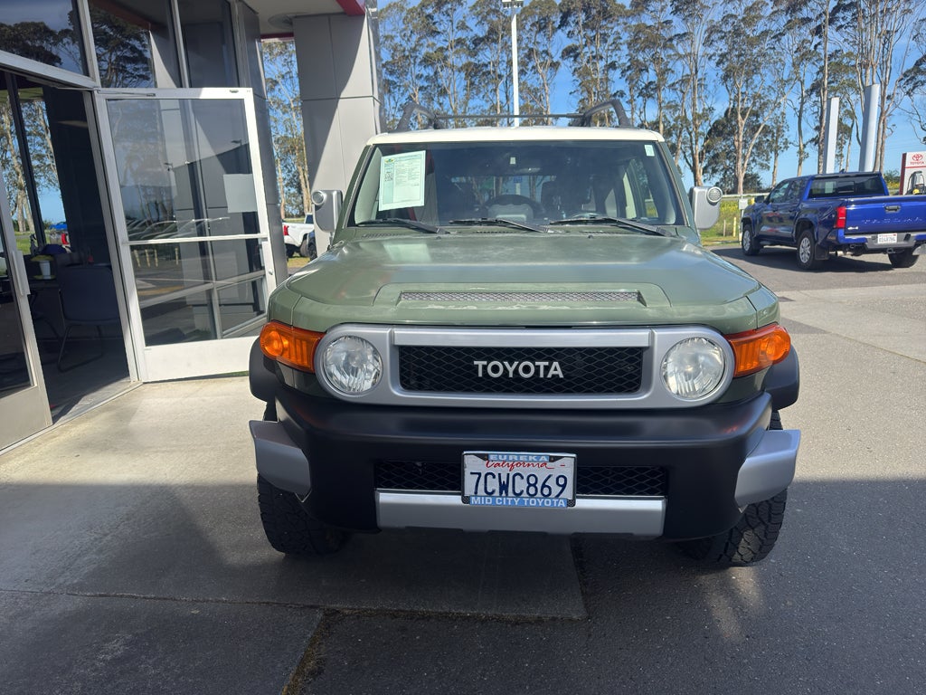 2013 Toyota FJ Cruiser Base