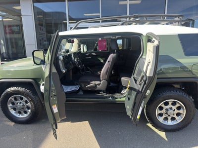 2013 Toyota FJ Cruiser Base