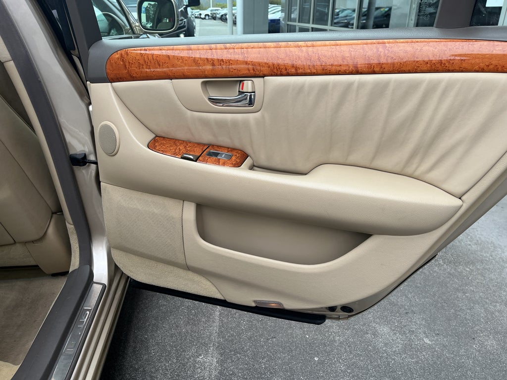 2005 Lexus LS 430 Base