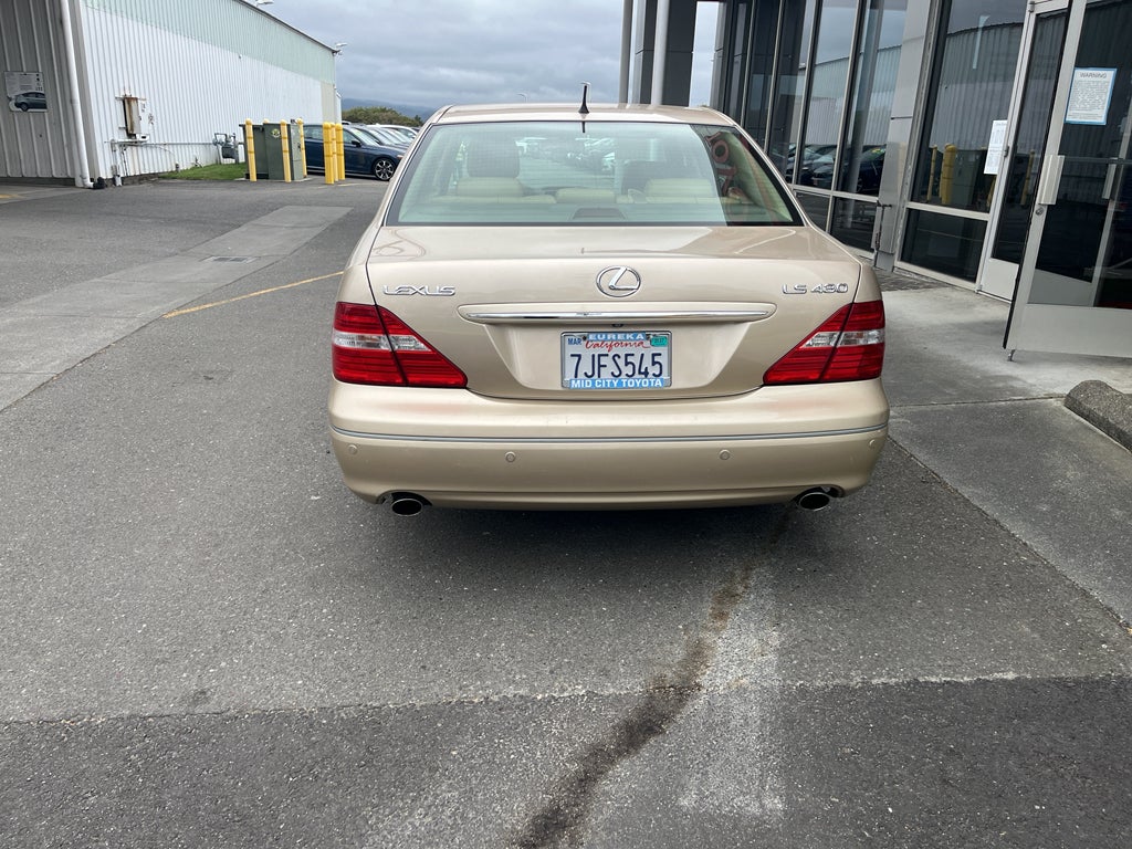 2005 Lexus LS 430 Base