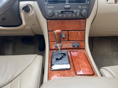 2005 Lexus LS 430 Base