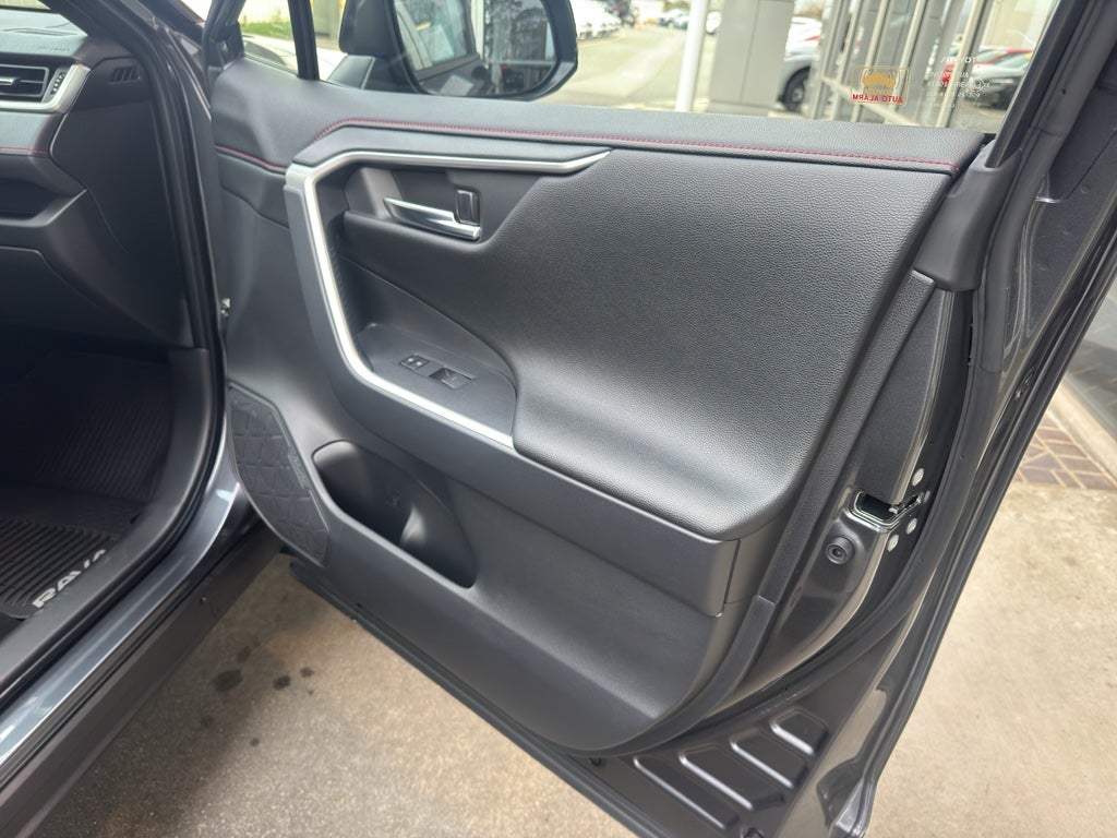 2025 Toyota RAV4 Prime XSE