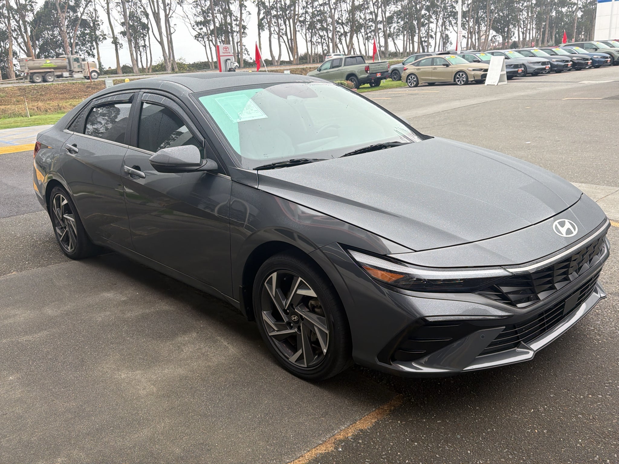 2024 Hyundai Elantra Hybrid Limited