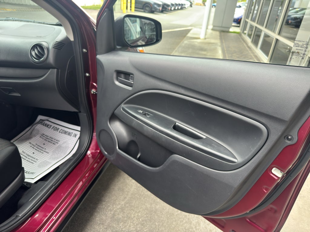 2024 Mitsubishi Mirage ES